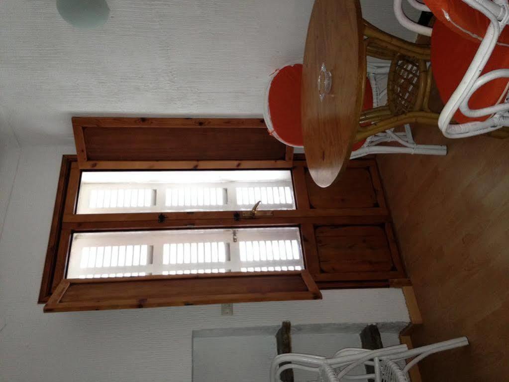 Hostal Residencia San Francisco Portocolom  Exterior photo